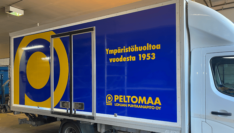 Peltomaa kuorma-auto teippaus - Mainostoimisto Brandx Oy