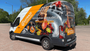 Estradi Kyläkauppa autoteippaus - Mainostoimisto Brandx Oy